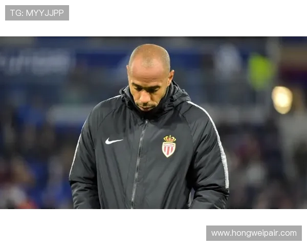 蒂埃里亨利的传奇人生与绿茵场上永不熄灭的法国雄狮荣耀